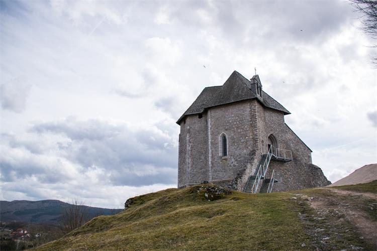Slika /02_vijesti/2019/05/praksa/stari grad Sokolac (4).jpg